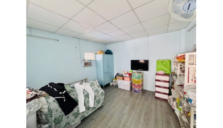 BÁN NHÀ TÂN BÌNH HXH 60M2 2 TẦNG NGANG 4M NỞ HẬU SÁT MT DÂN TRÍ  LÊ VĂN SỸ  6.8 TỶ.